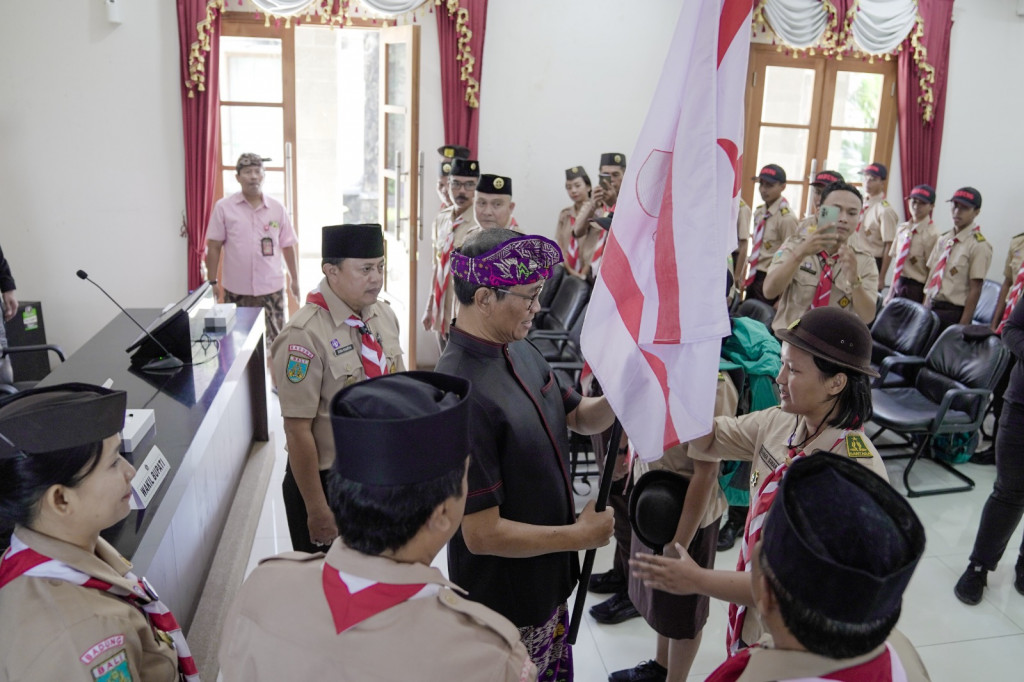 Wabup Suiasa Lepas Peserta Raimuna Nasional XII Tahun 2023